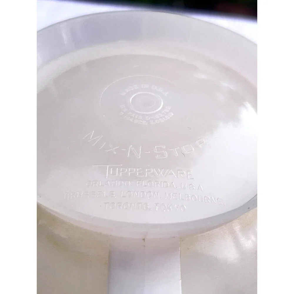 Tupperware vintage mix